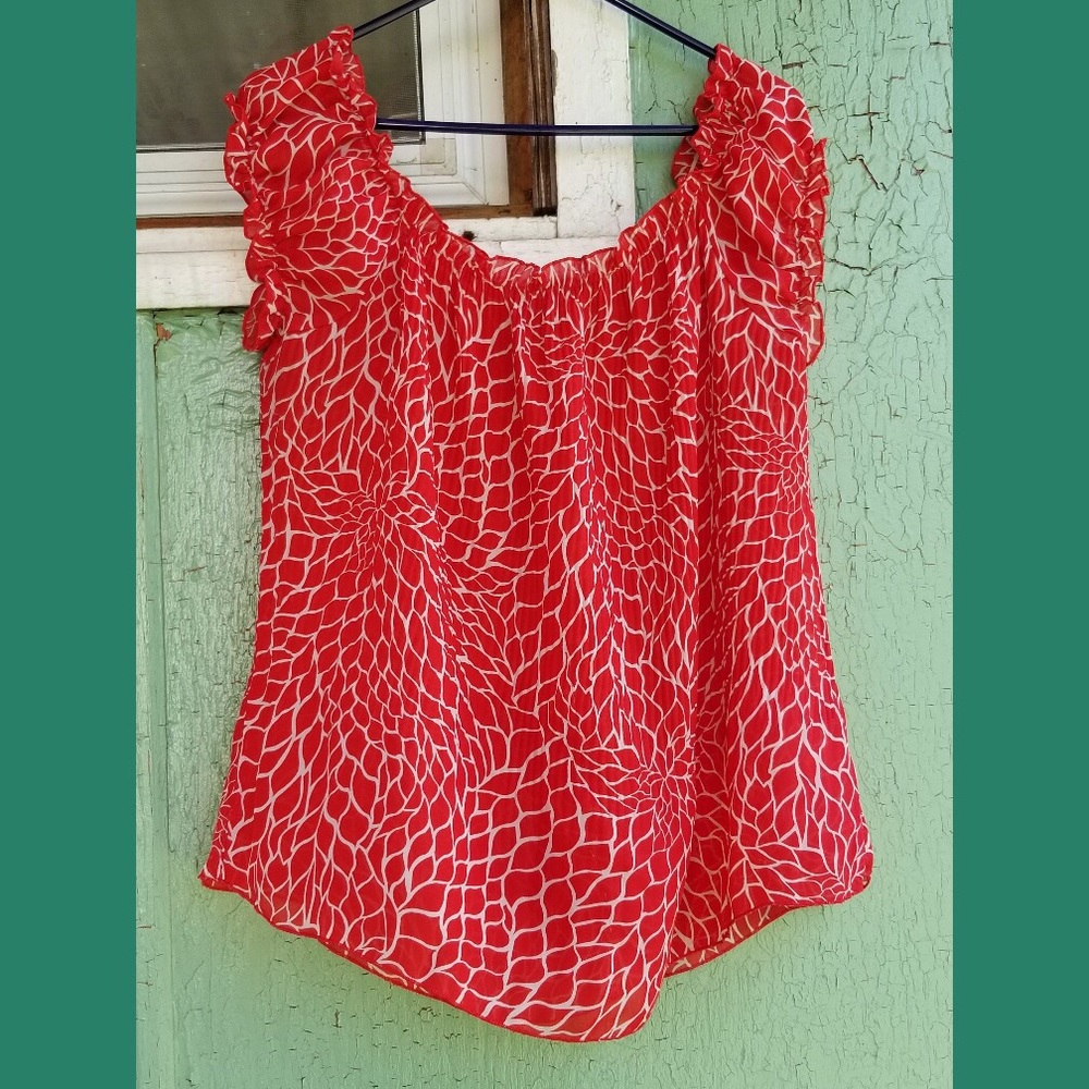 Red Abstract Pleated Stretch Semi Sheer Boho Babe Blouse